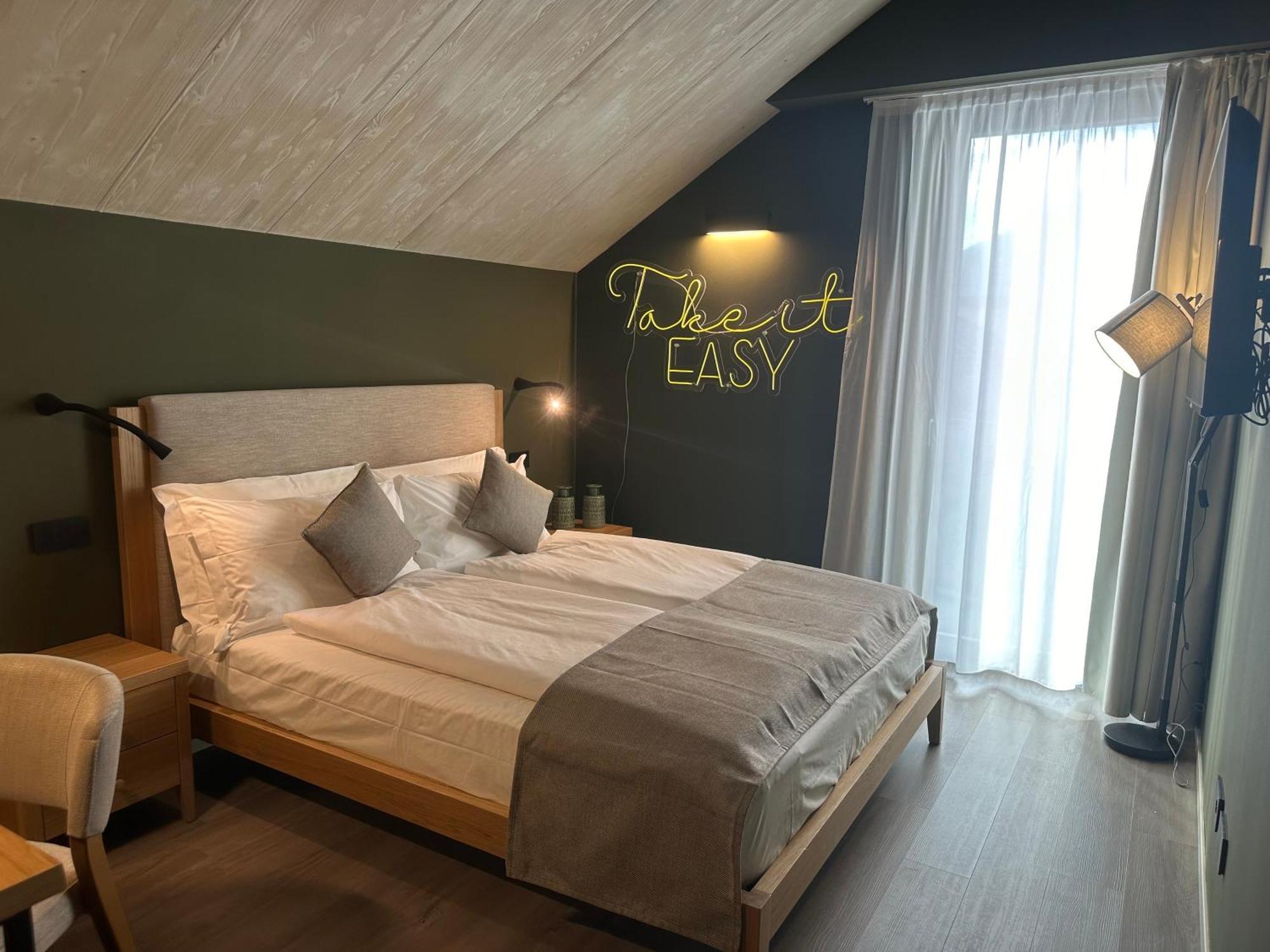Terra Hotel Boutique Tirano Eksteriør bilde